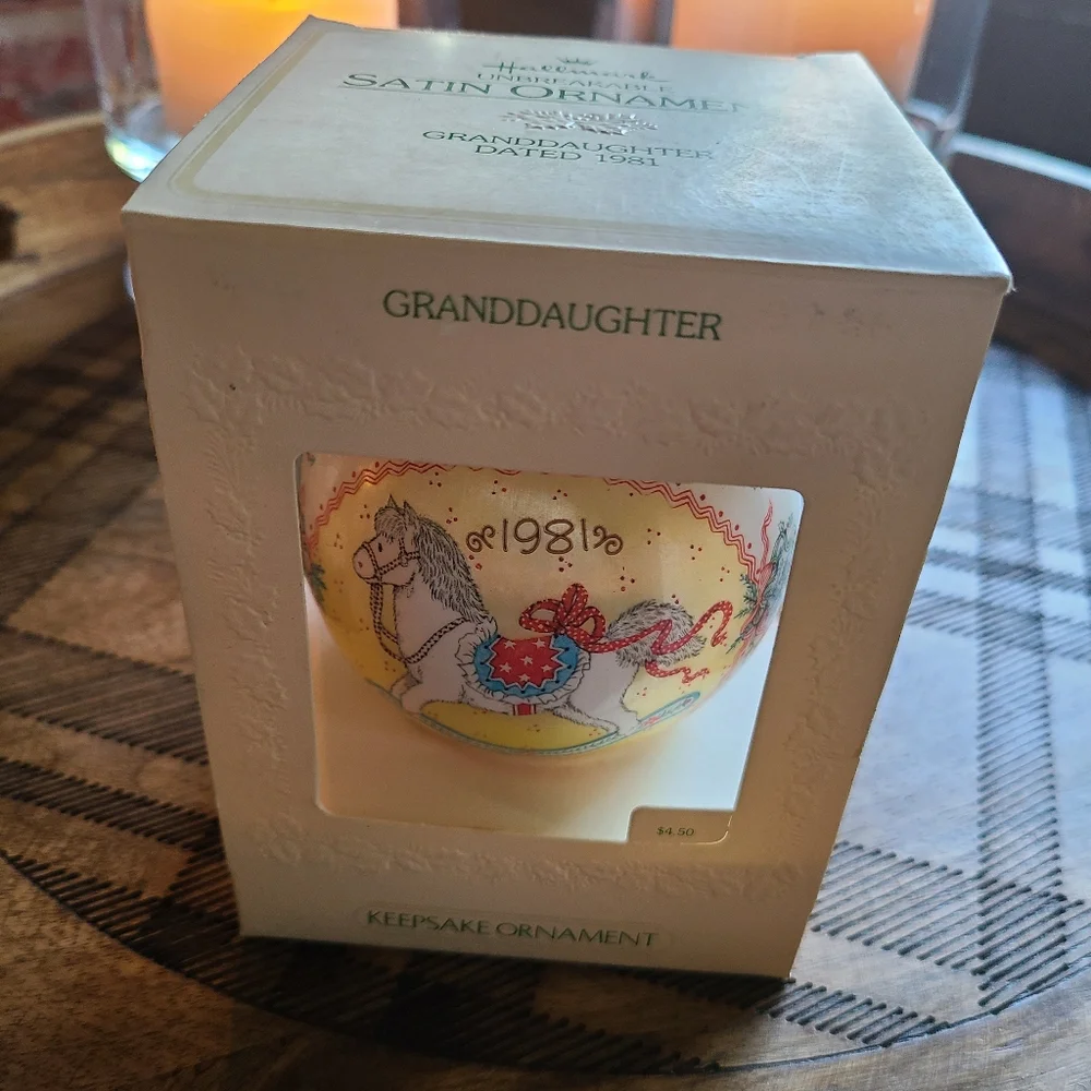 Hallmark unbreakable satin